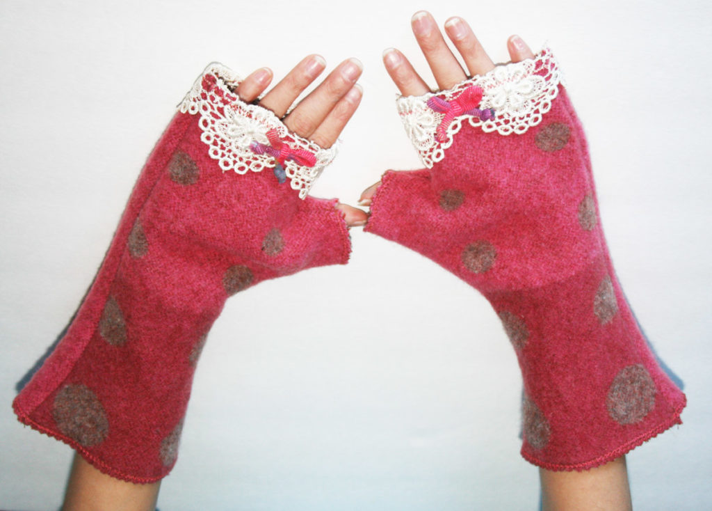 Fingerless gloves by Mandy Wildman